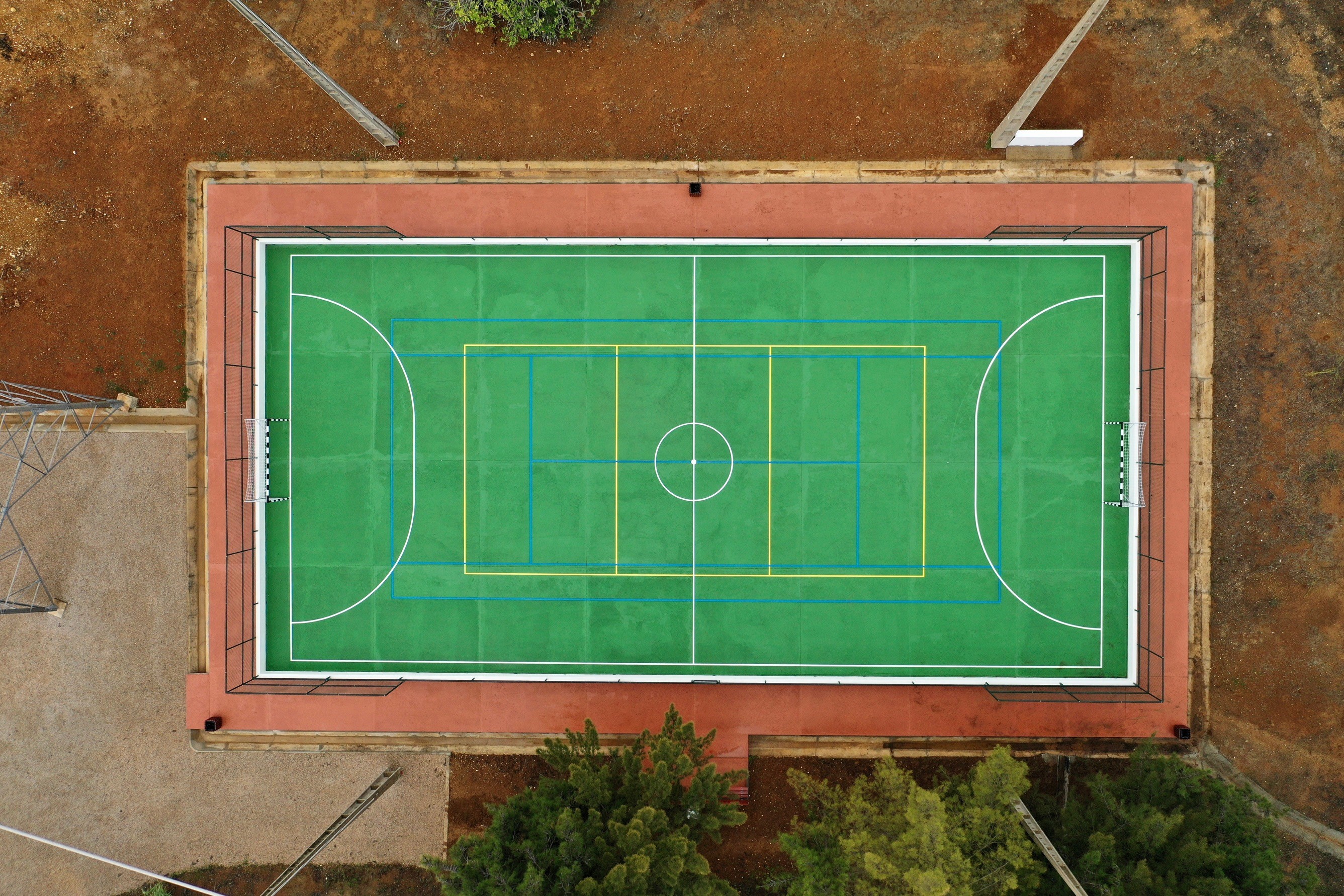 vista aérea do campo de tunes requalificado