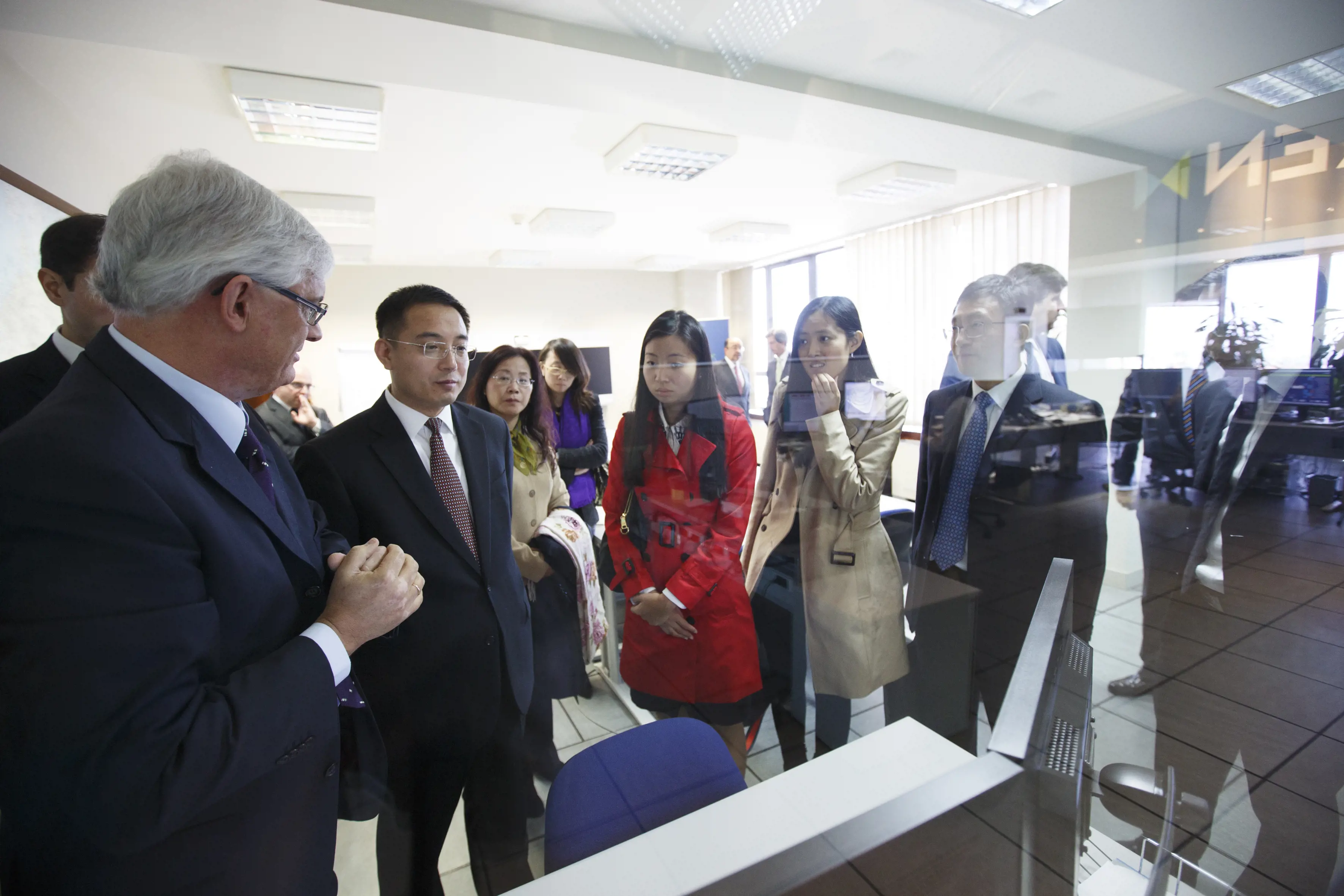 Chinese Ambassador visits REN