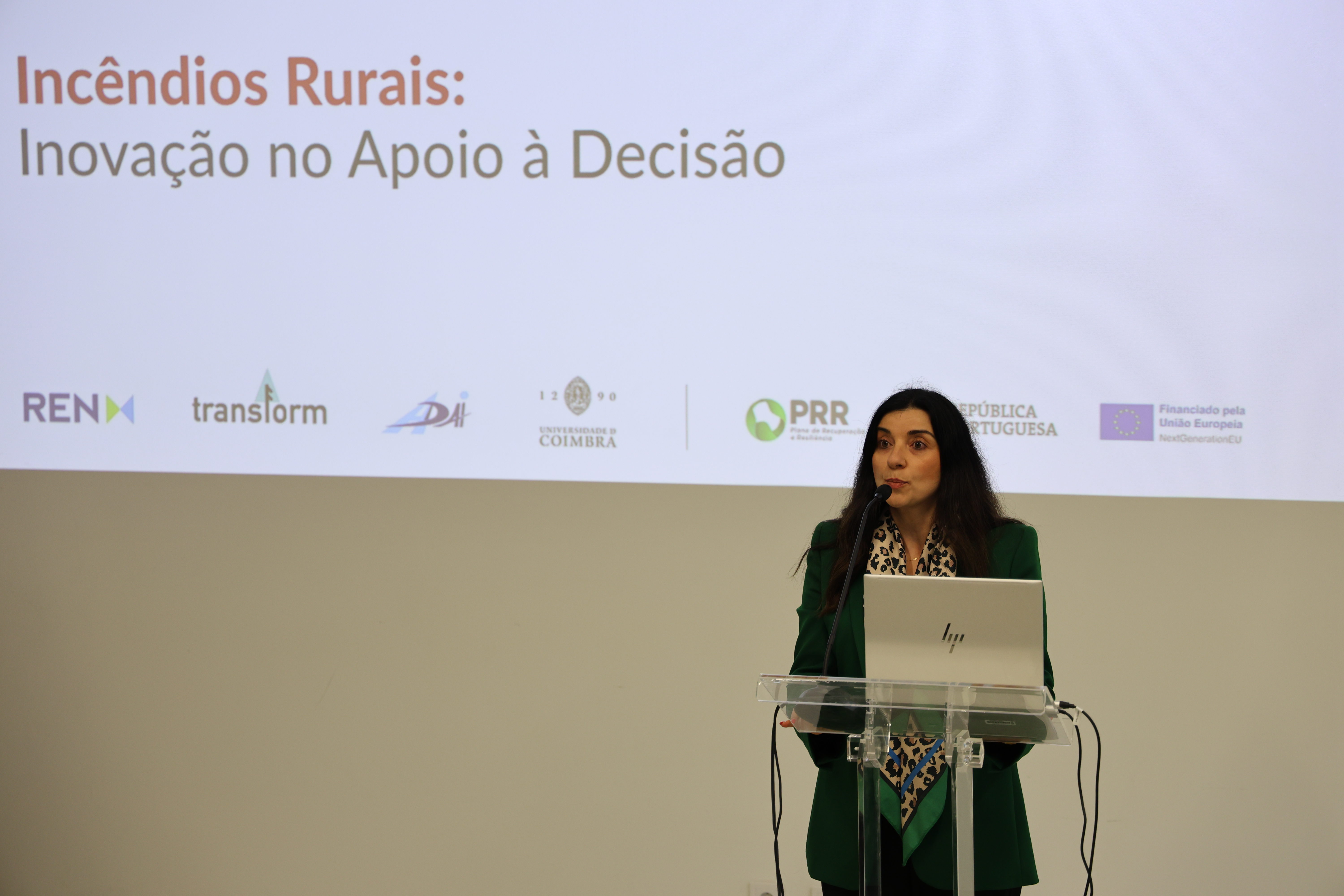 Raquel Costa na apresentação do Natureye